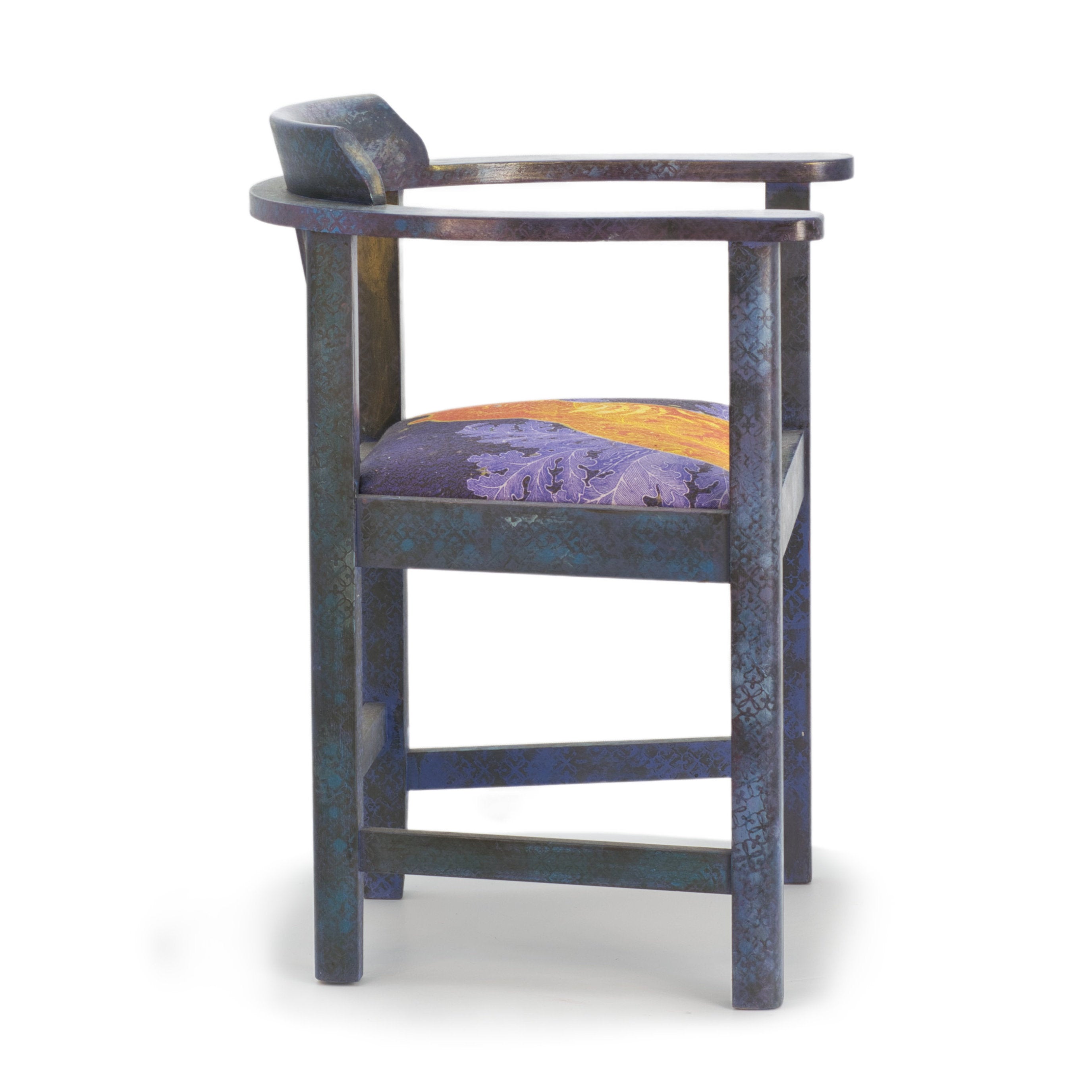 Half-round Cat Chair